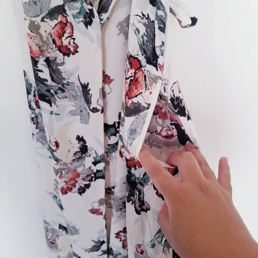Aritzia Wilfred floral midi wrap dress - Picture 8 of 11